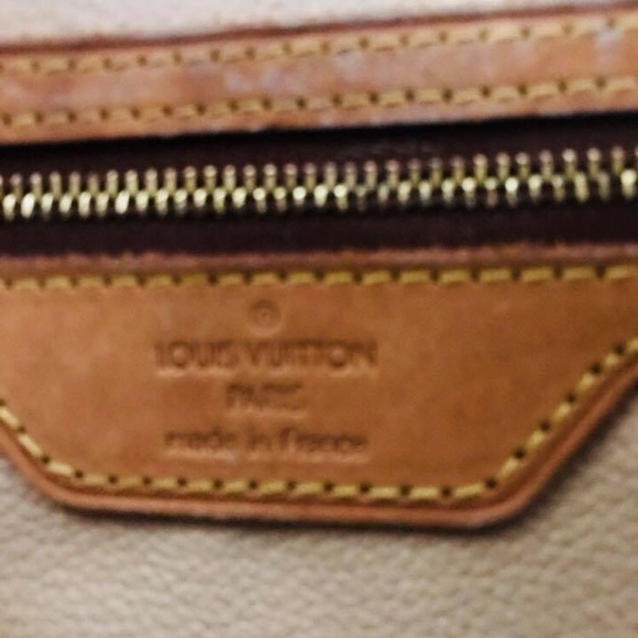 Authentic Luis Vuitton Bucket purse - Picture 3 of 5